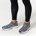 WAVE RIDER 28 MEN Tradewinds / Green Gecko / MIZUNO Ignition Red