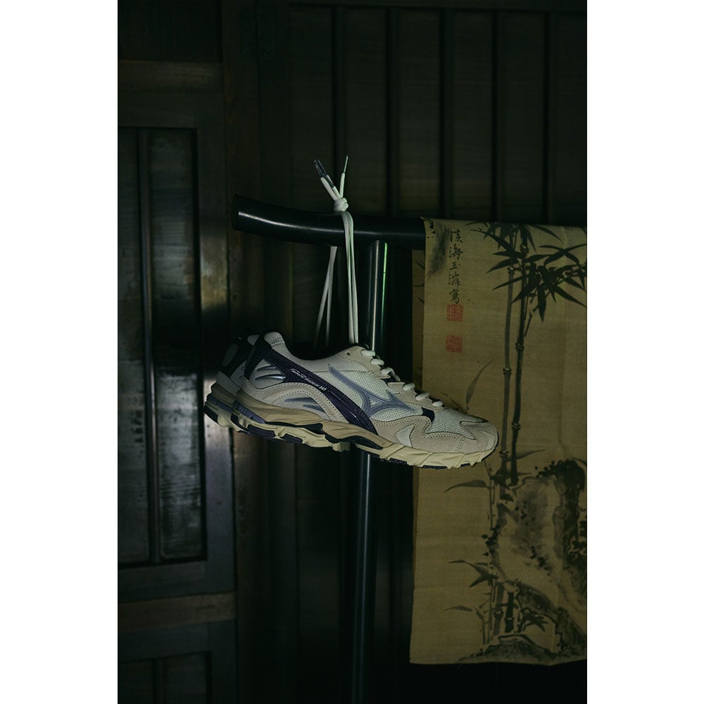 WAVE RIDER 10 UNISEX Off-White / Light Grey / Purple