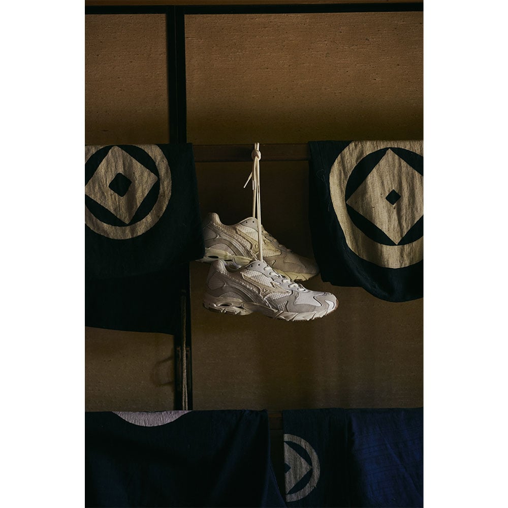 WAVE RIDER 10 UNISEX Off White / White