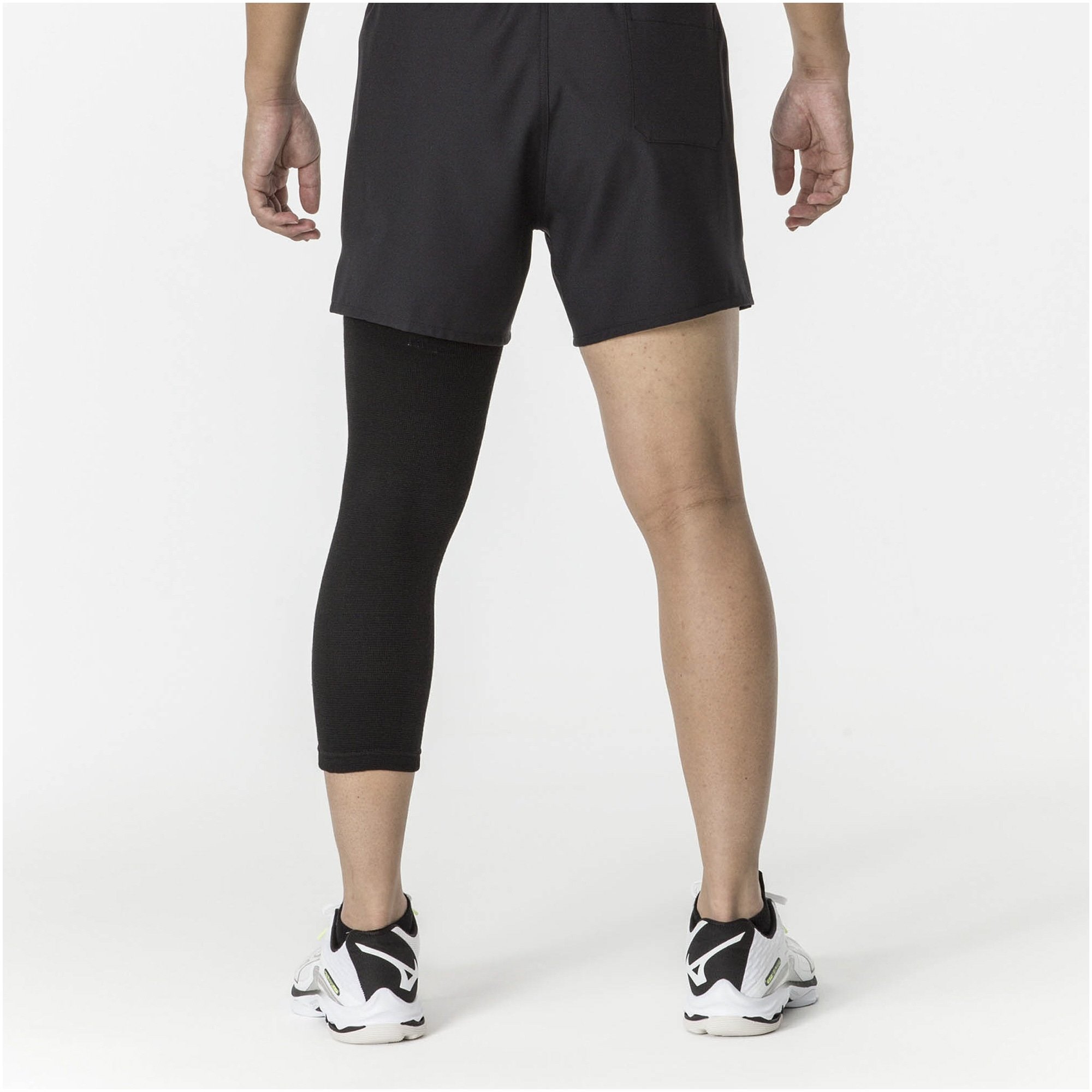 VOLLEYBALL KNEE SUPPORTER UNISEX (1 PC) Black / White