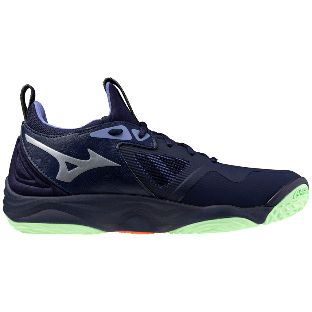 Black and green sales mizuno volleyball shoes