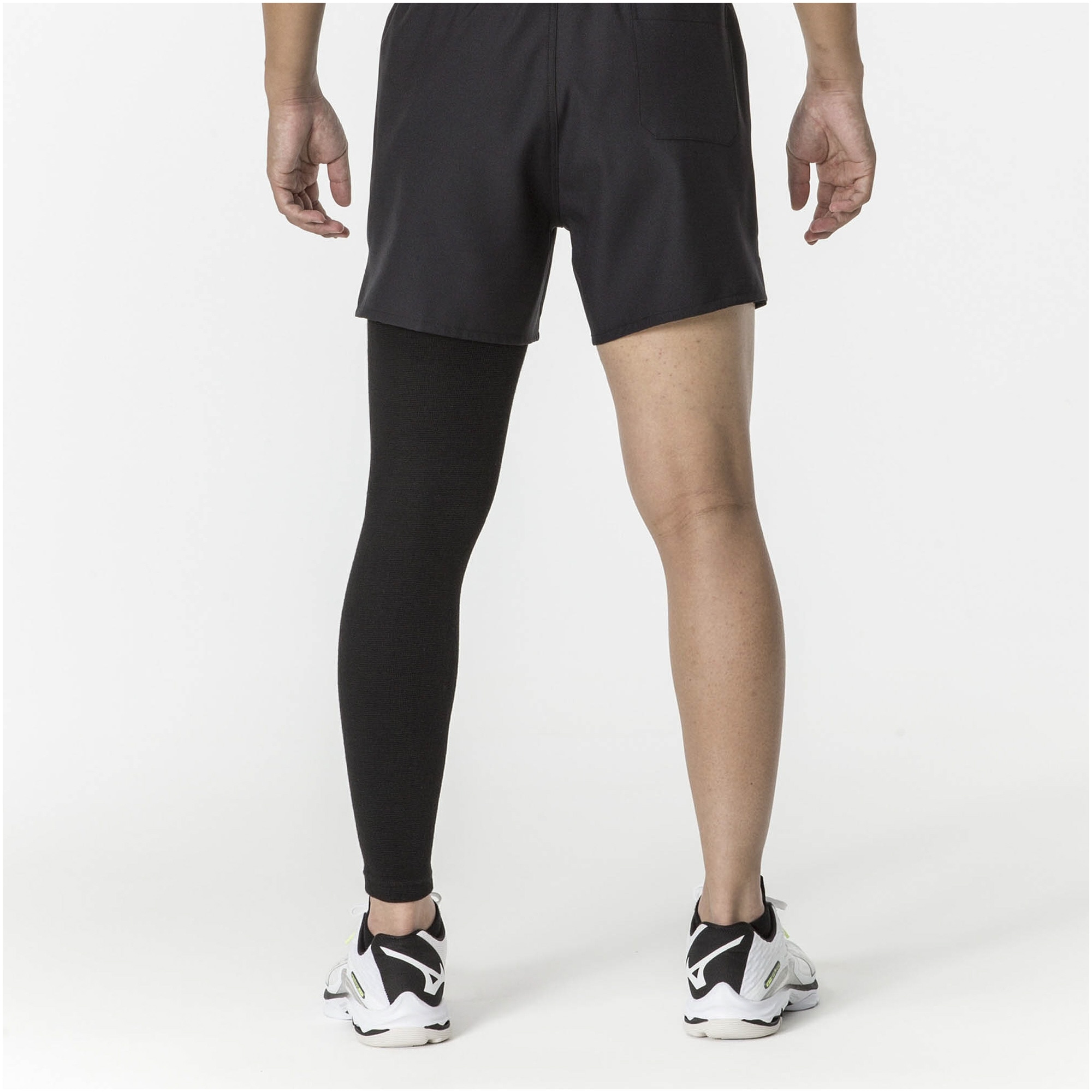 VOLLEYBALL KNEE SUPPORTER UNISEX (1 PC) Black / White