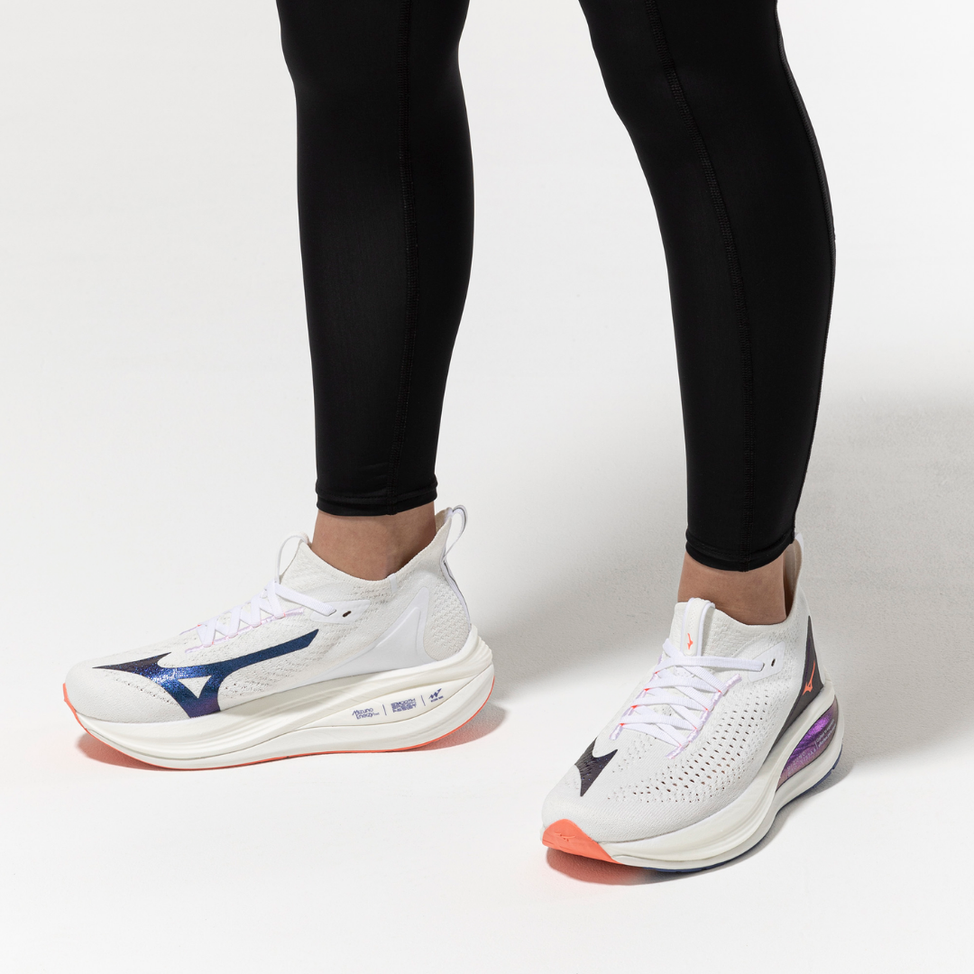 MIZUNO NEO VISTA 2 WOMEN White / Striking Coral / Iris Bloom