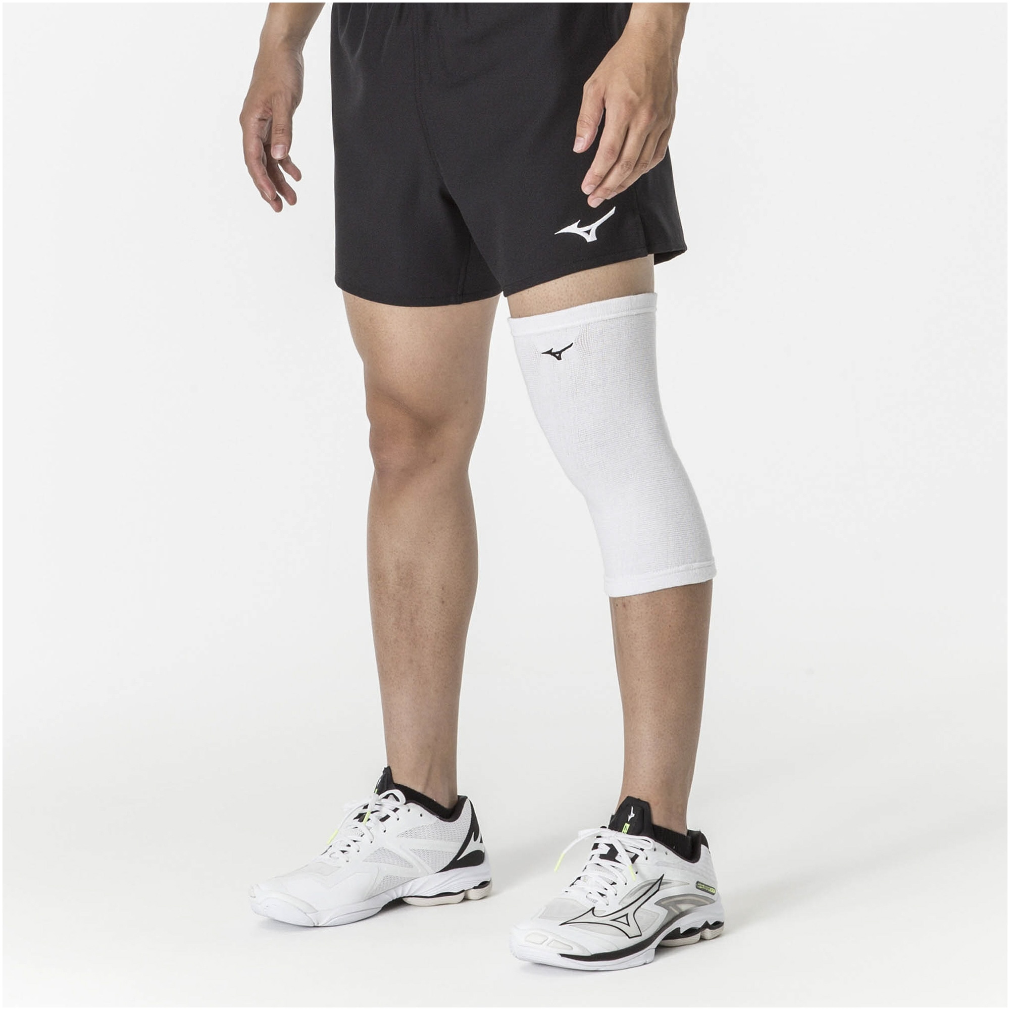 VOLLEYBALL KNEE SUPPORTER UNISEX (1 PC) White / Black