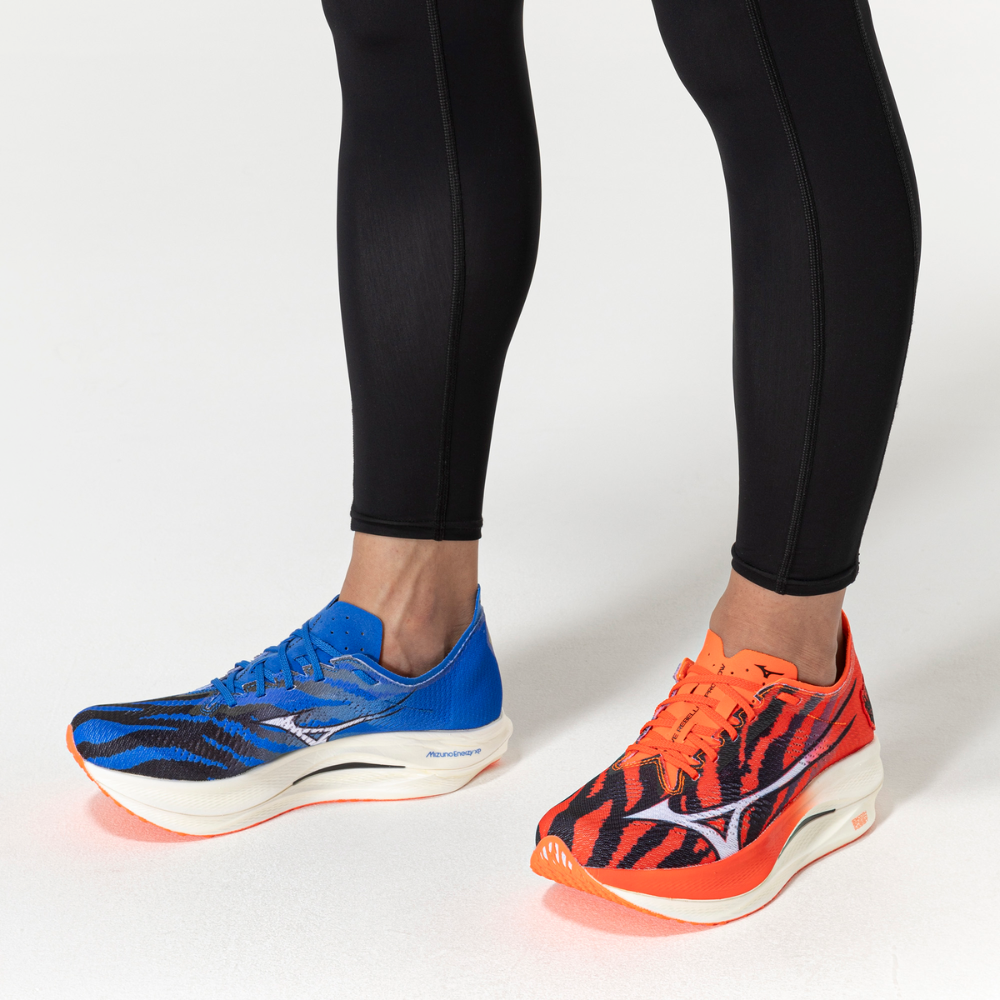 WAVE REBELLION PRO LOW UNISEX MIZUNO Ignition Red / White / Baseball Blue (ONI PACK)