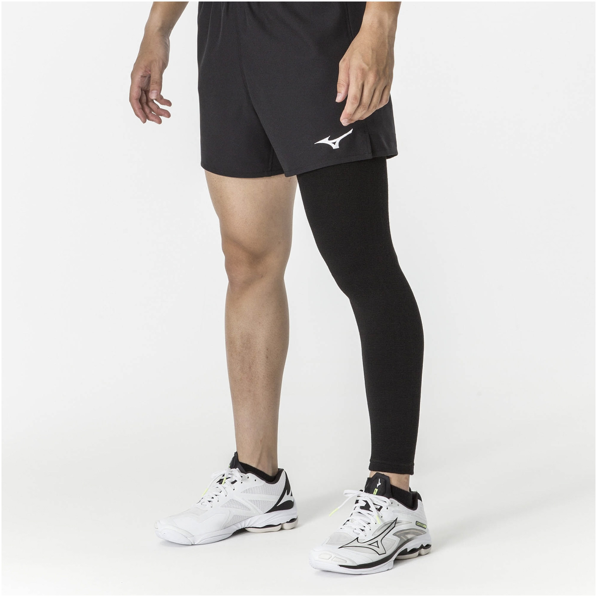 VOLLEYBALL KNEE SUPPORTER UNISEX (1 PC) Black / Gold